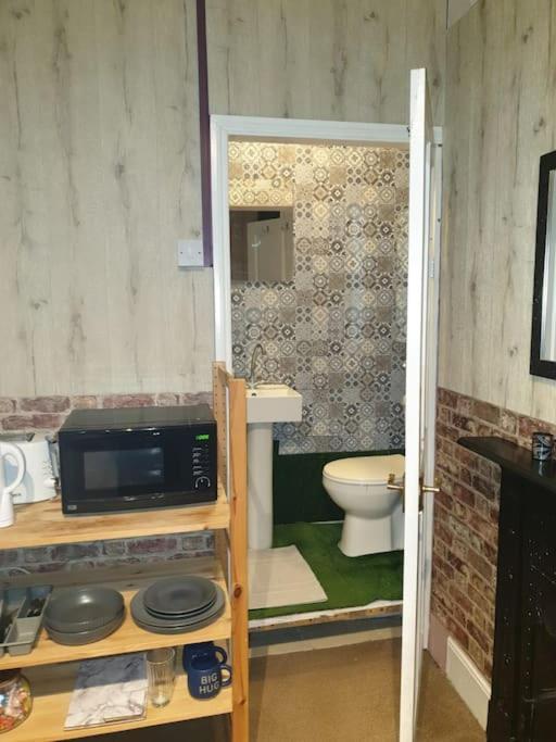 Spacious Bedroom With Private Bathroom. Abbey Wood Esterno foto